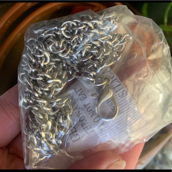 ⛔️SOLD/Auth.Most wanted wooven chain Crosby/Belt - Picture 4 of 14